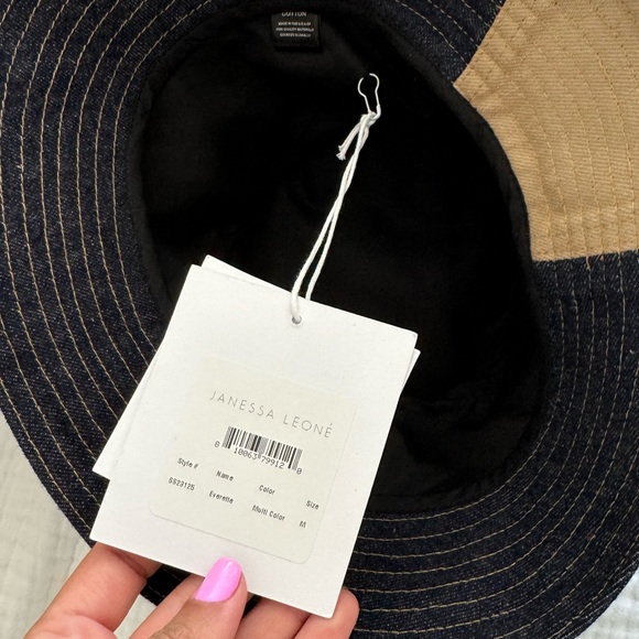 NWT Janessa Leone Everette Two Tone Bucket Hat - Picture 6 of 6